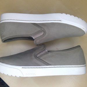 Sorel Slip on Sneakers Olive- Sz 9.5W